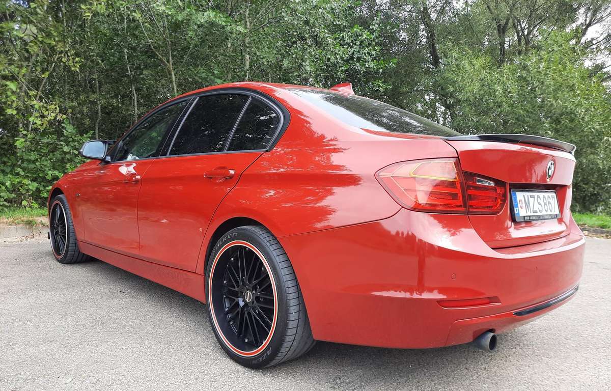 BMW 320, 2.0 l., Седан