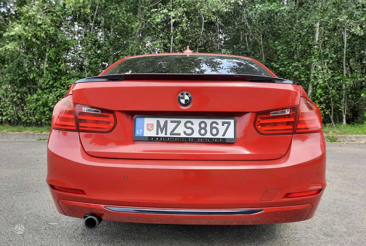 BMW 320, 2.0 l., Седан