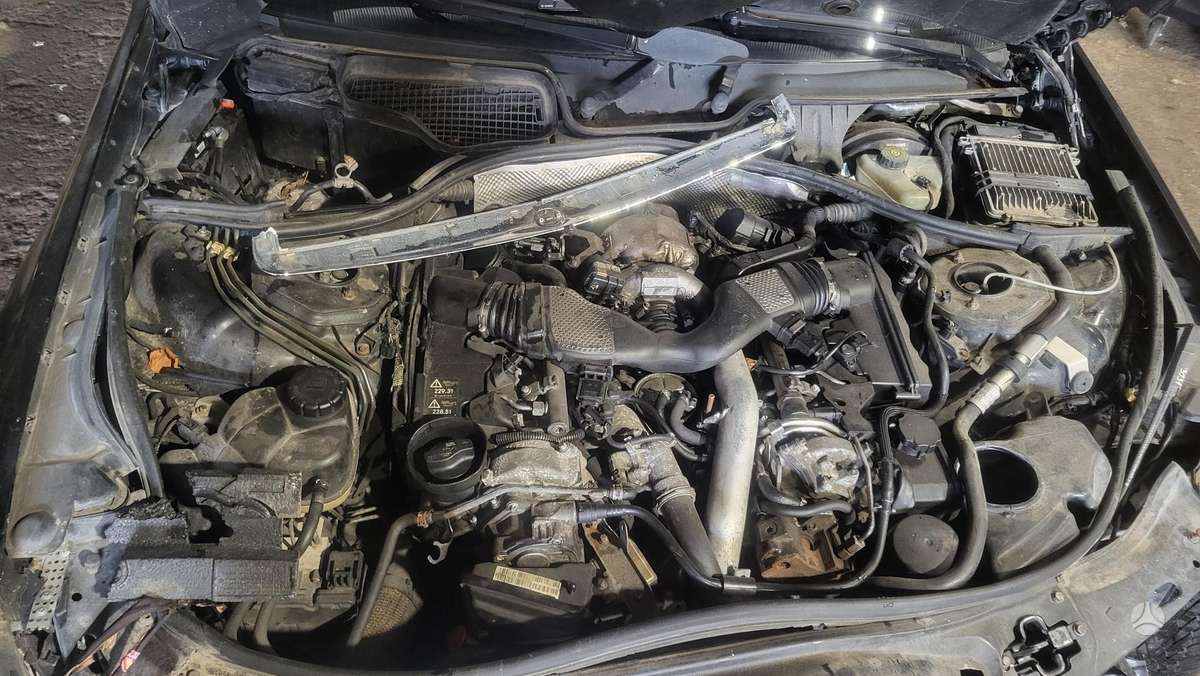 Mercedes-Benz S320