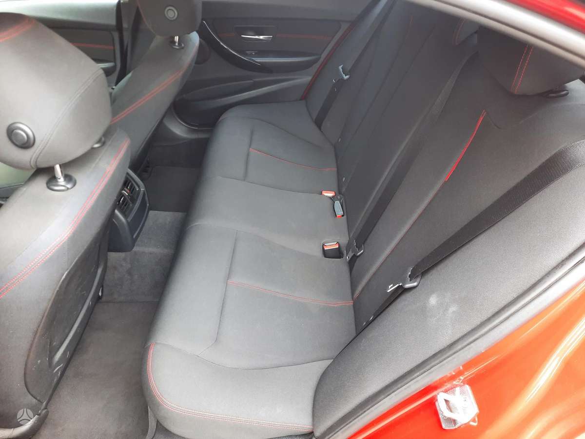 BMW 320, 2.0 l., Седан