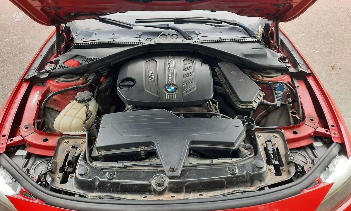 BMW 320, 2.0 l., Седан