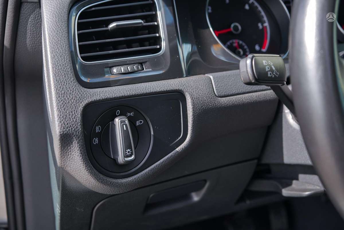 Volkswagen Golf, 1.6 l., Универсал