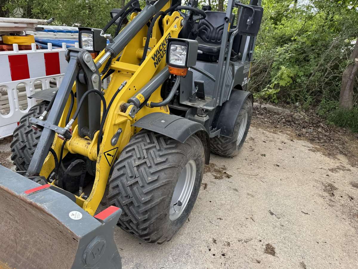 Wacker WL 25 H, frontal loader