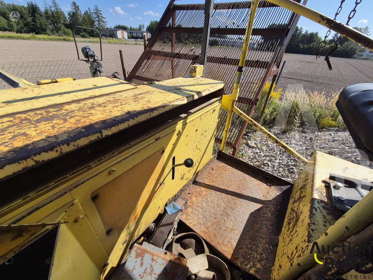Demag DF 110 C, kelių tiesimo mašinos