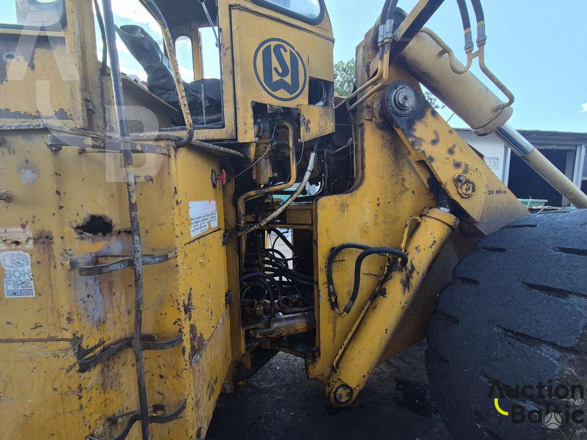 -Kita- Ł-34, frontal loader