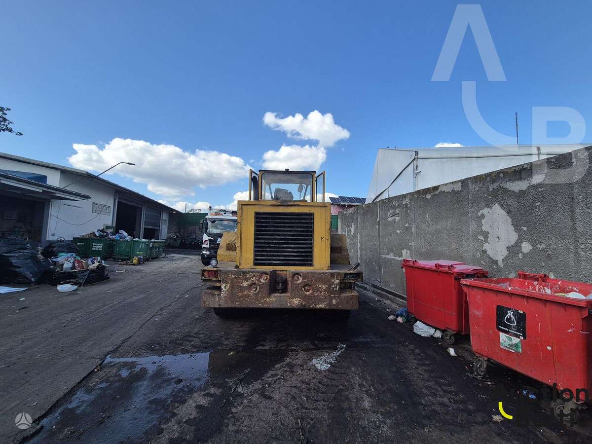 -Kita- Ł-34, frontal loader