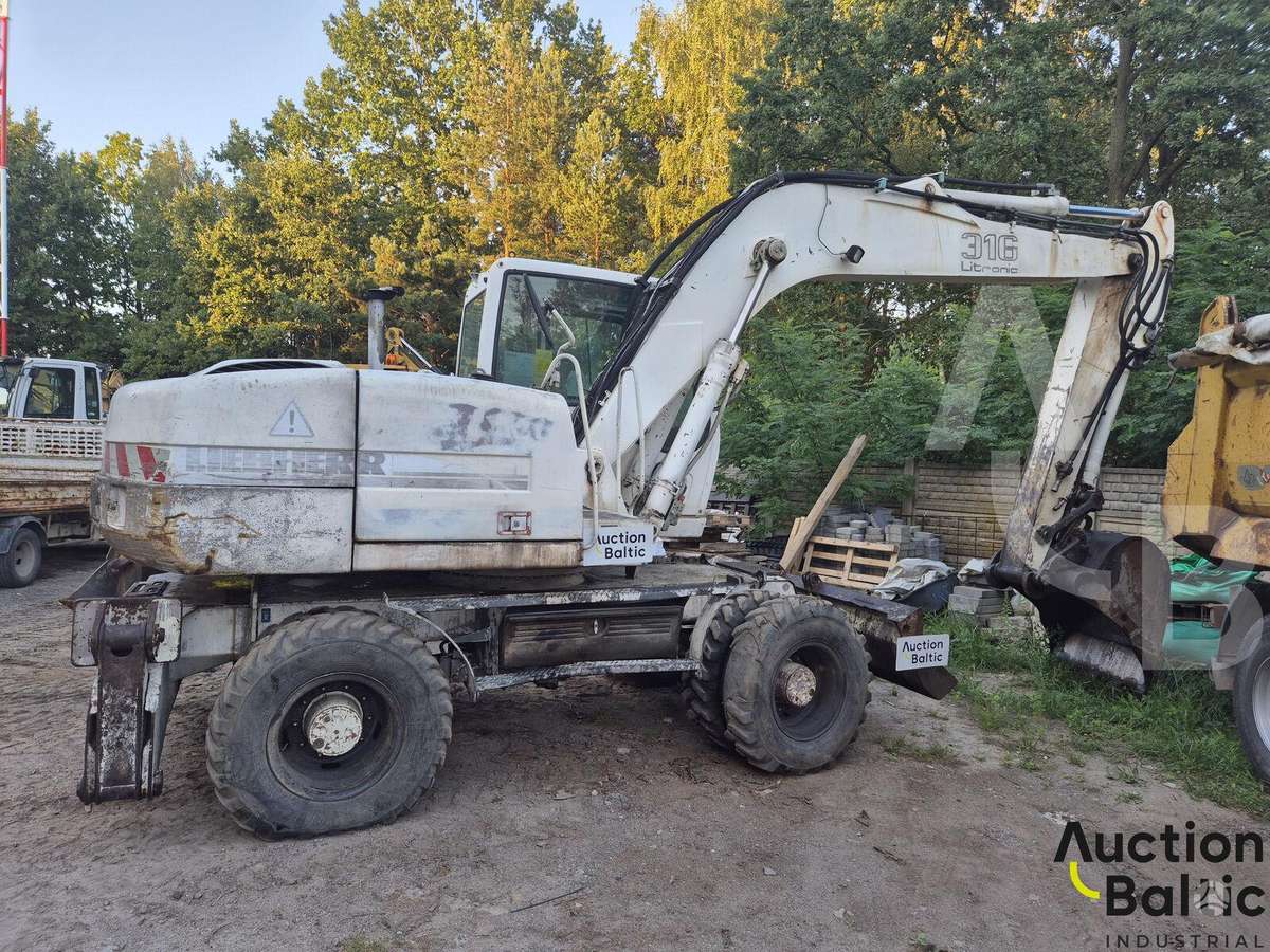 Liebherr A 316 Litronic, excavator