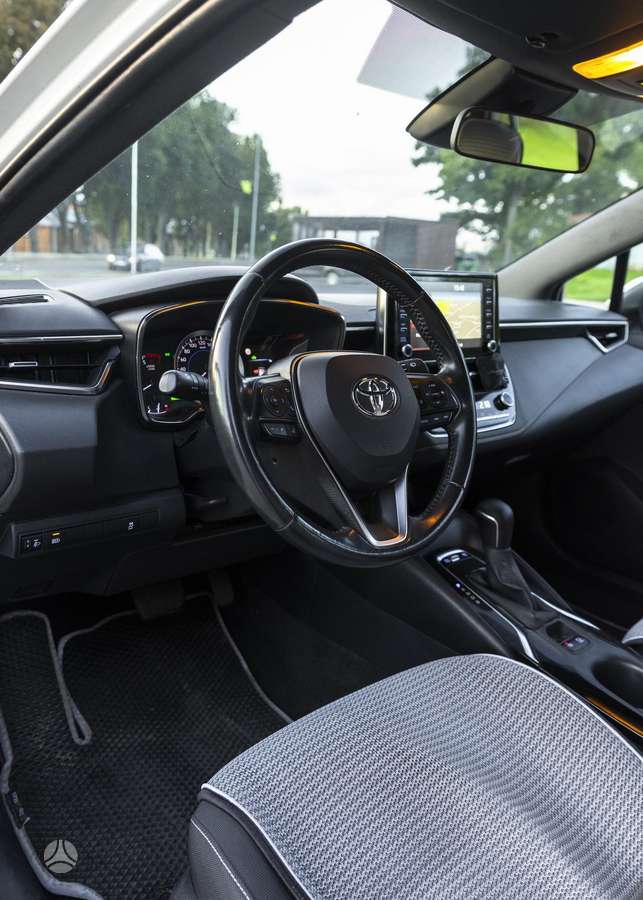 Toyota Corolla - 11