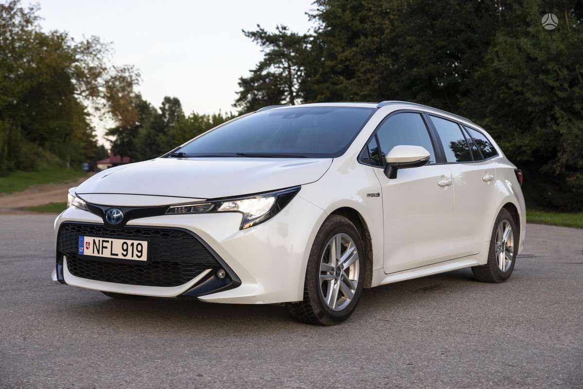 Toyota Corolla - 1