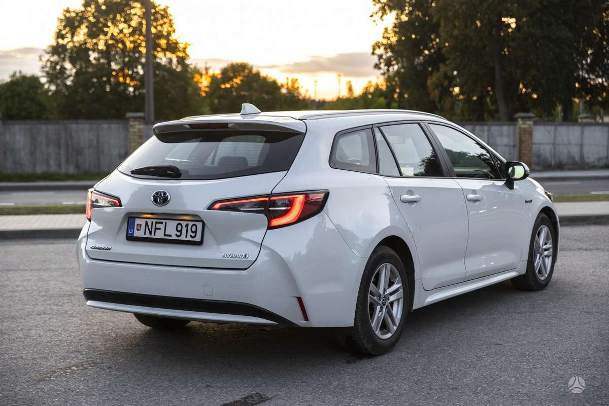 Toyota Corolla - 5