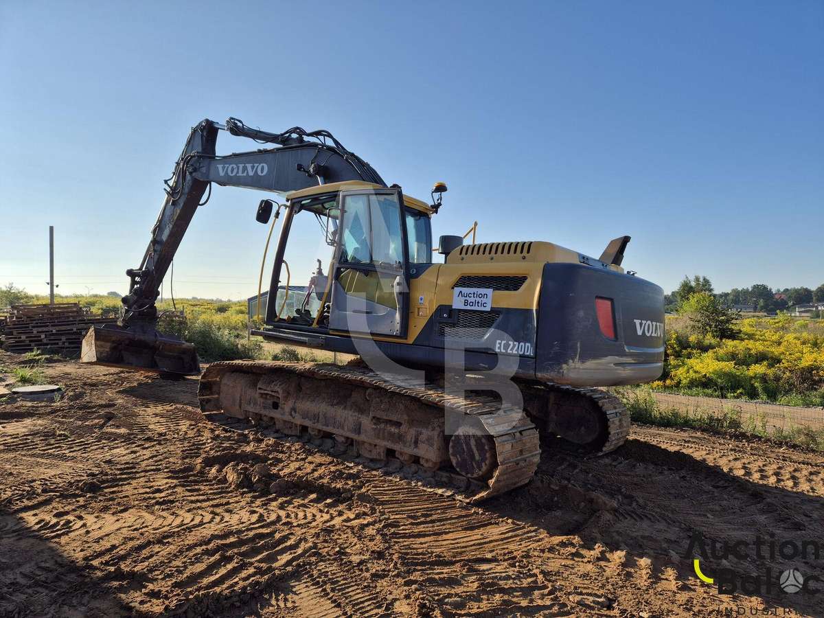 Volvo EC 220 DL, экскаваторы