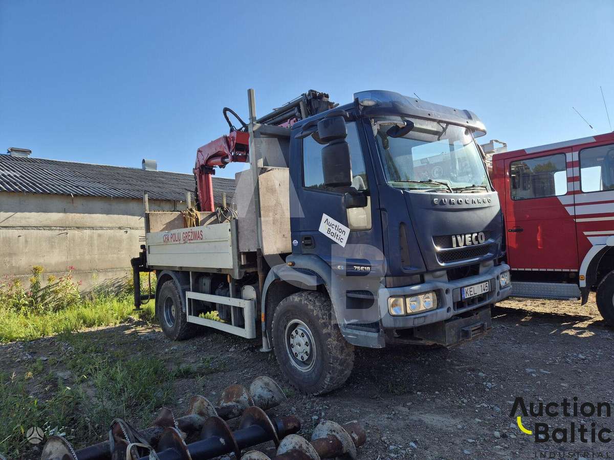 Iveco ML100E22, bortiniai