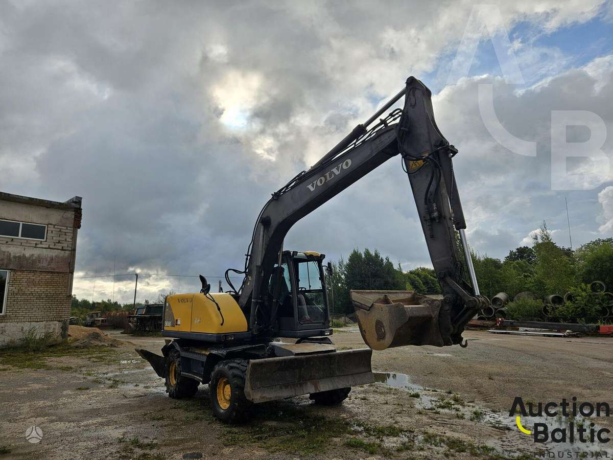 Volvo EW 160, ekskavatoriai