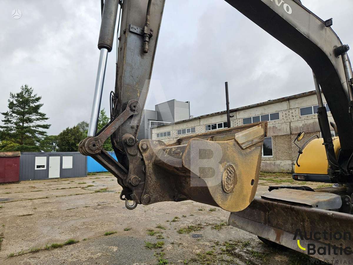 Volvo EW 160, ekskavatoriai