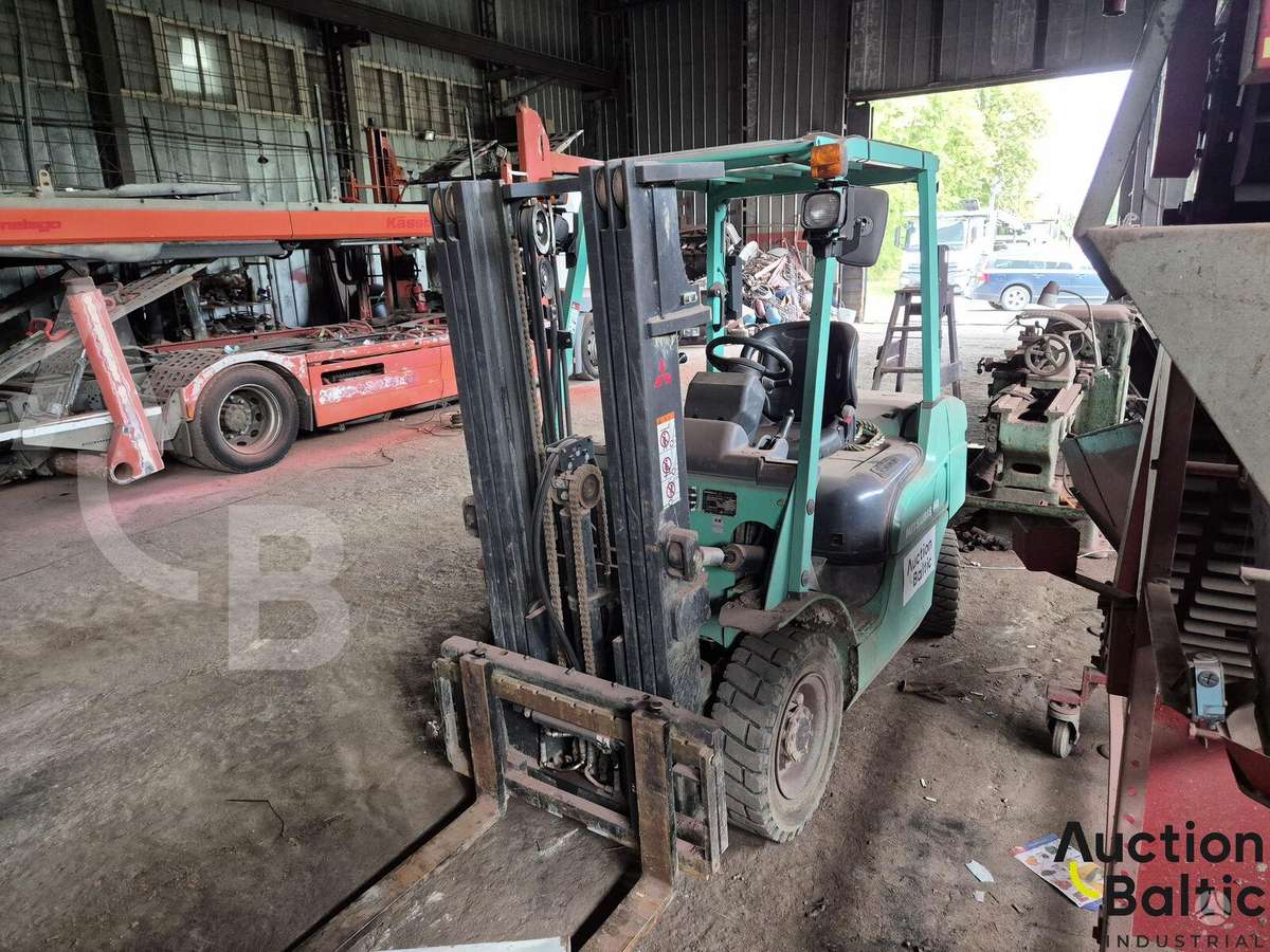 Mitsubishi YDM-KF18D, forklifts