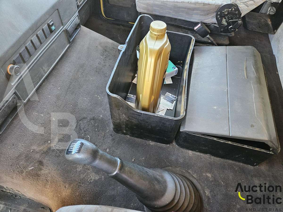 MAN M90, automobiliniai bokšteliai