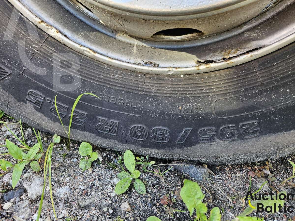 MAN M90, automobiliniai bokšteliai