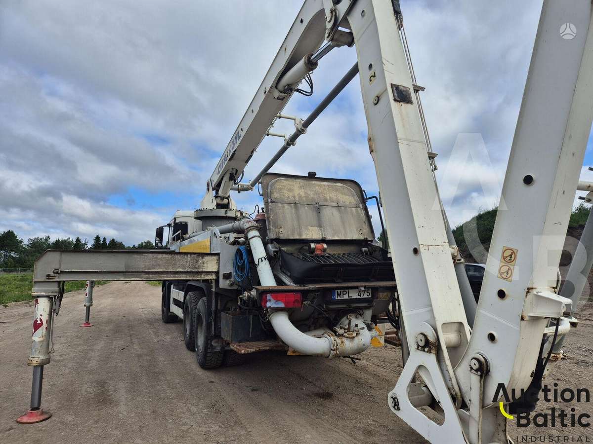 -Kita- K31L, concrete pump