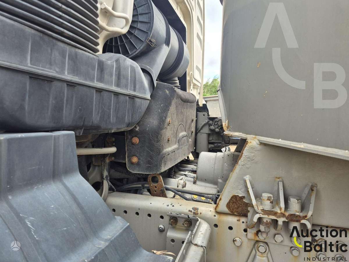 -Kita- K31L, concrete pump
