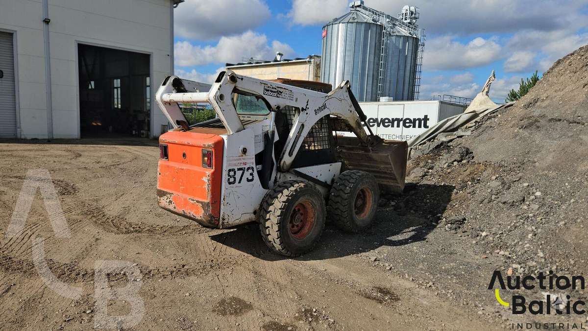 Bobcat 873, mini krautuvai
