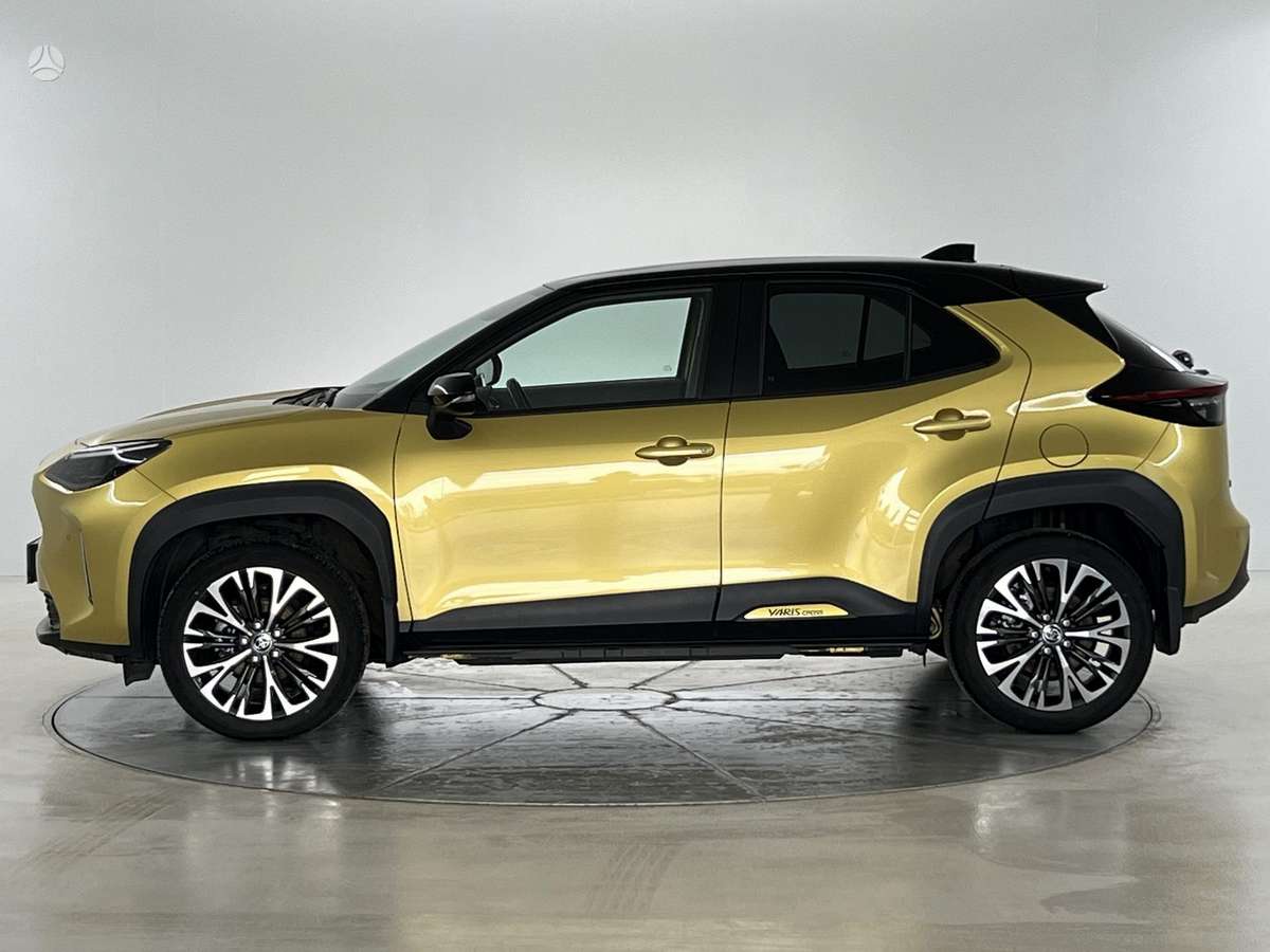 Toyota Yaris Cross - 3