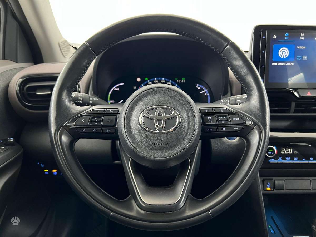 Toyota Yaris Cross - 12