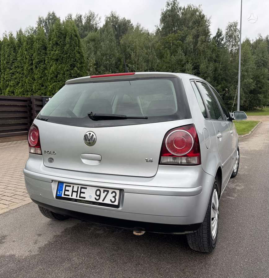 Volkswagen Polo - 8