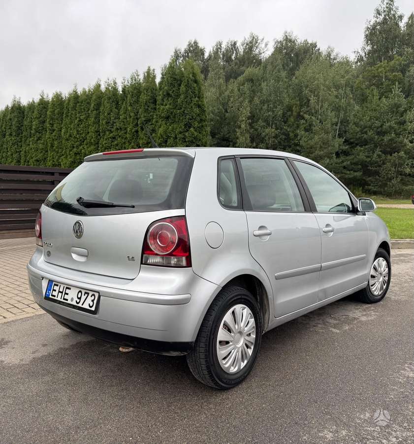 Volkswagen Polo - 9