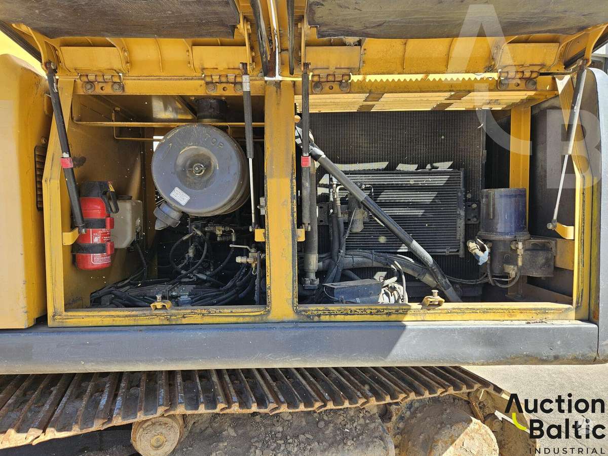 Volvo EC 210 LC, ekskavatoriai