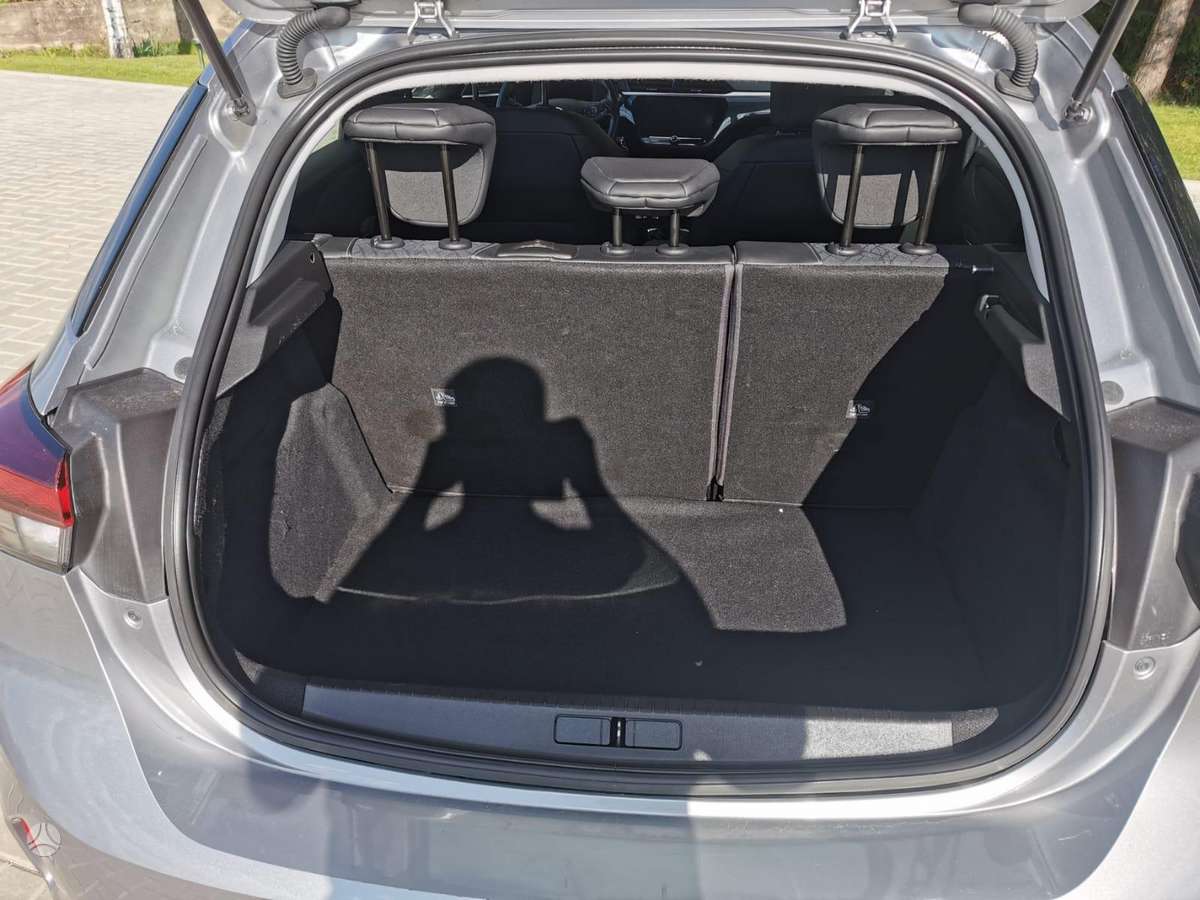 Opel Corsa, 1.2 l., hatchback
