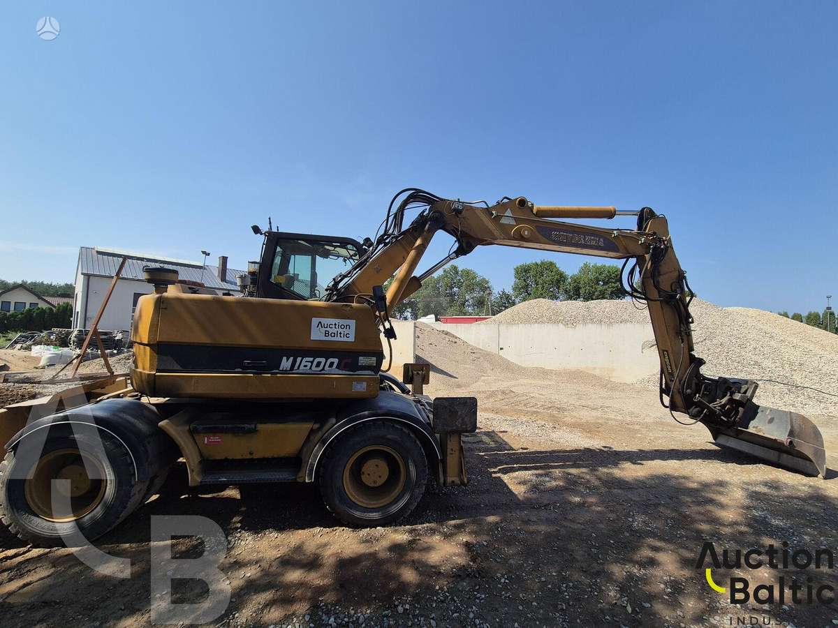 Hydrema M 1400, excavator