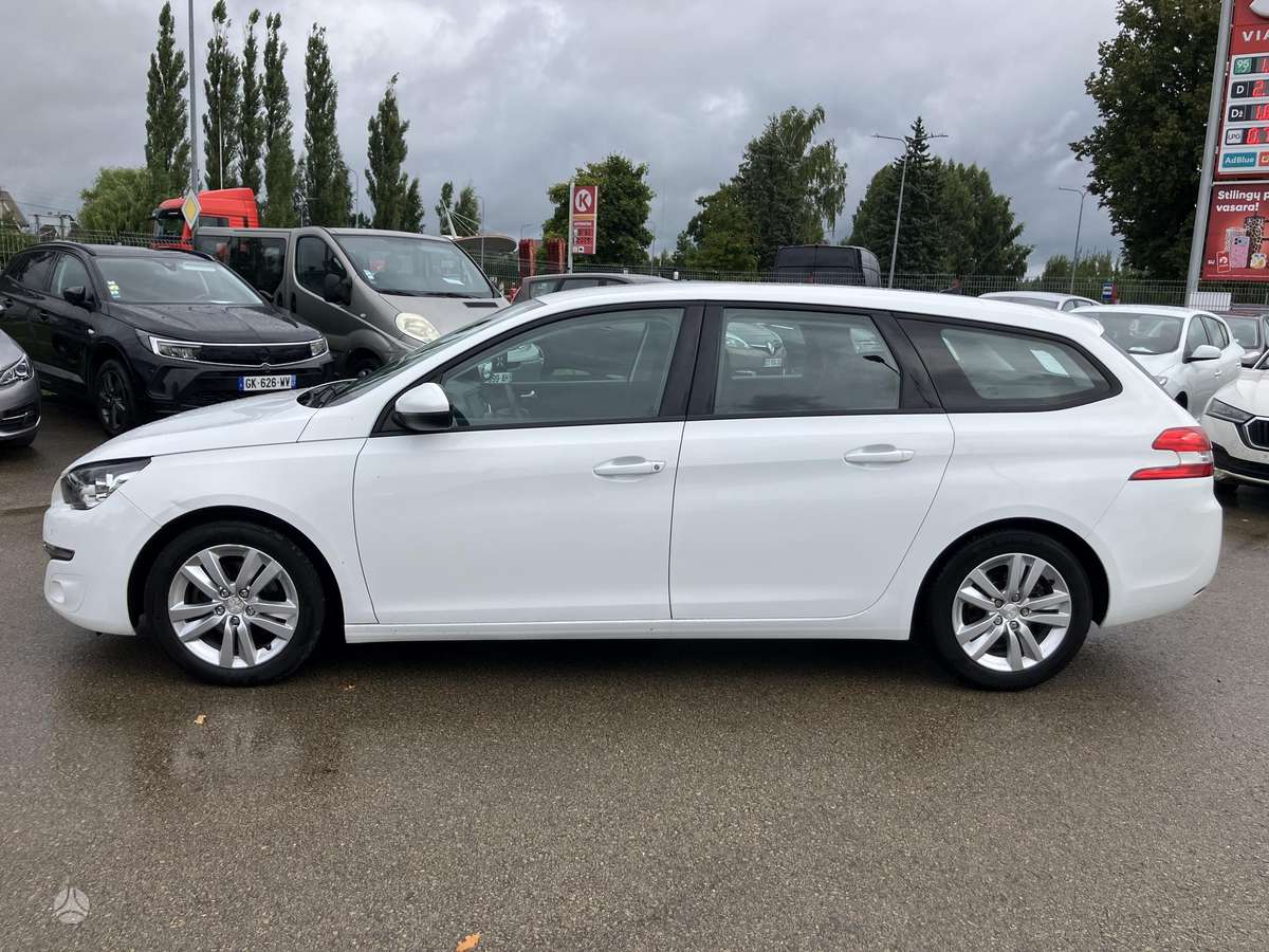 Peugeot 308 - 3
