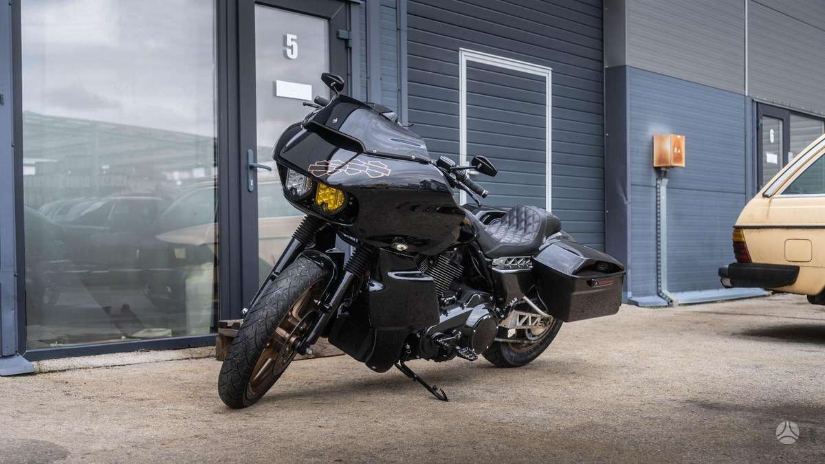 Harley-Davidson Road Glide 1750cc, чопперы / круизеры / custom