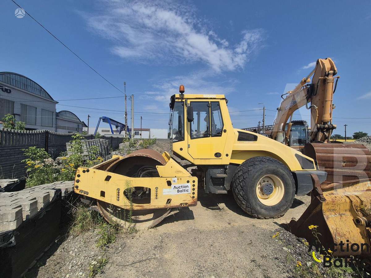 Bomag BW 213 D H-3, вибромашины