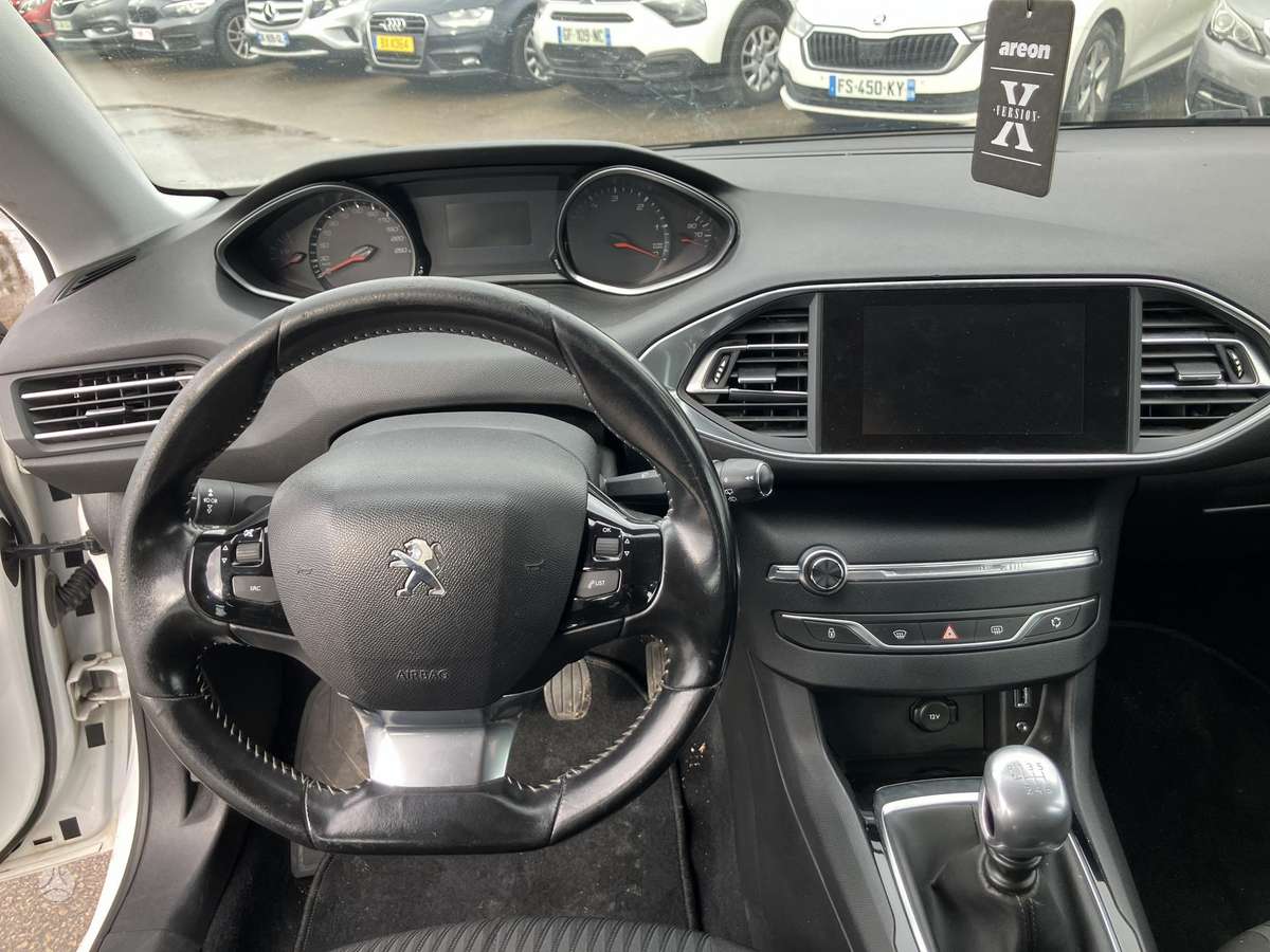 Peugeot 308 - 10