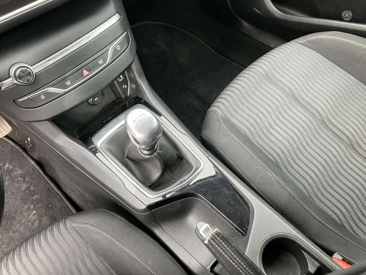 Peugeot 308 - 12