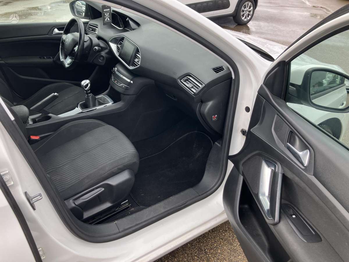Peugeot 308, 1.6 l., Универсал