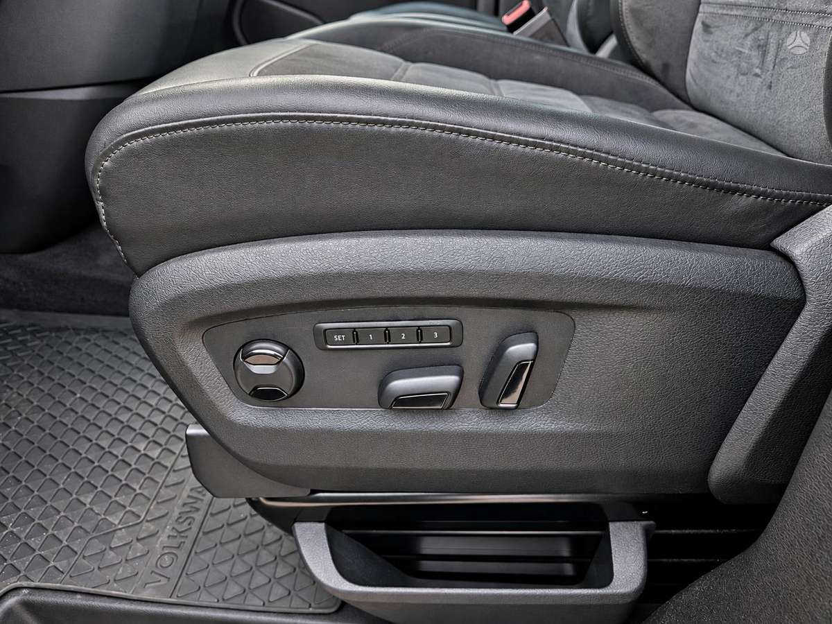 Volkswagen Multivan, 2.0 l., Минивэн