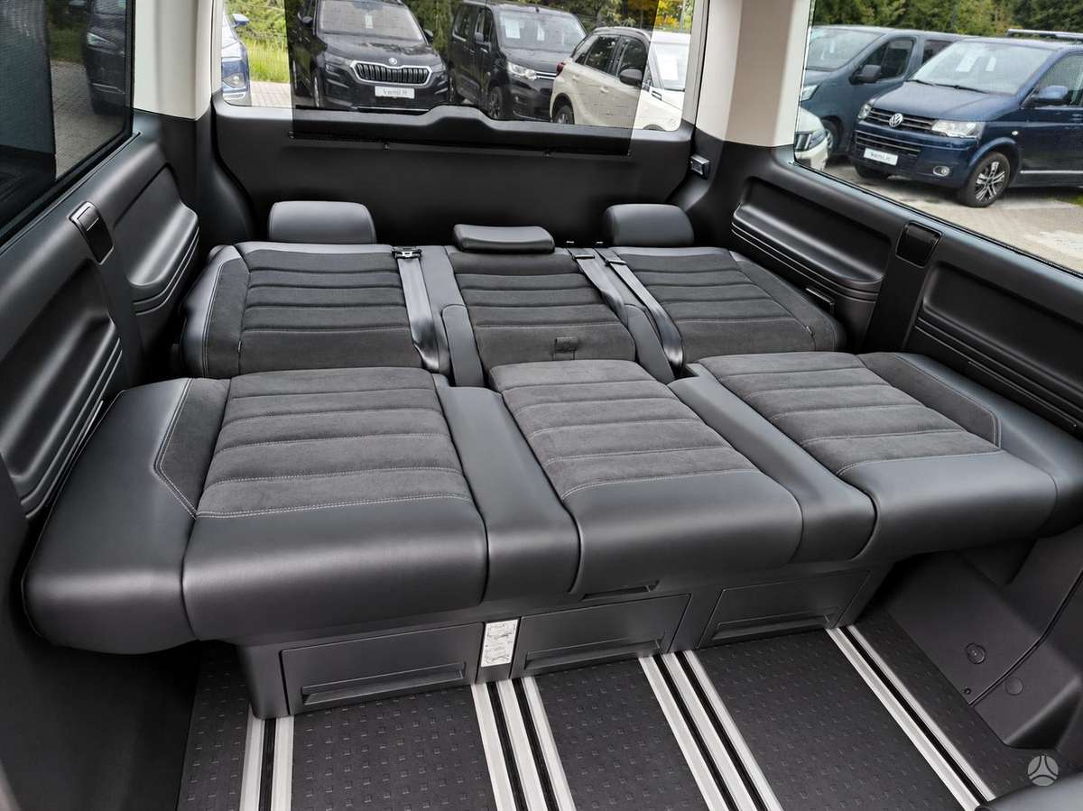Volkswagen Multivan, 2.0 l., Минивэн