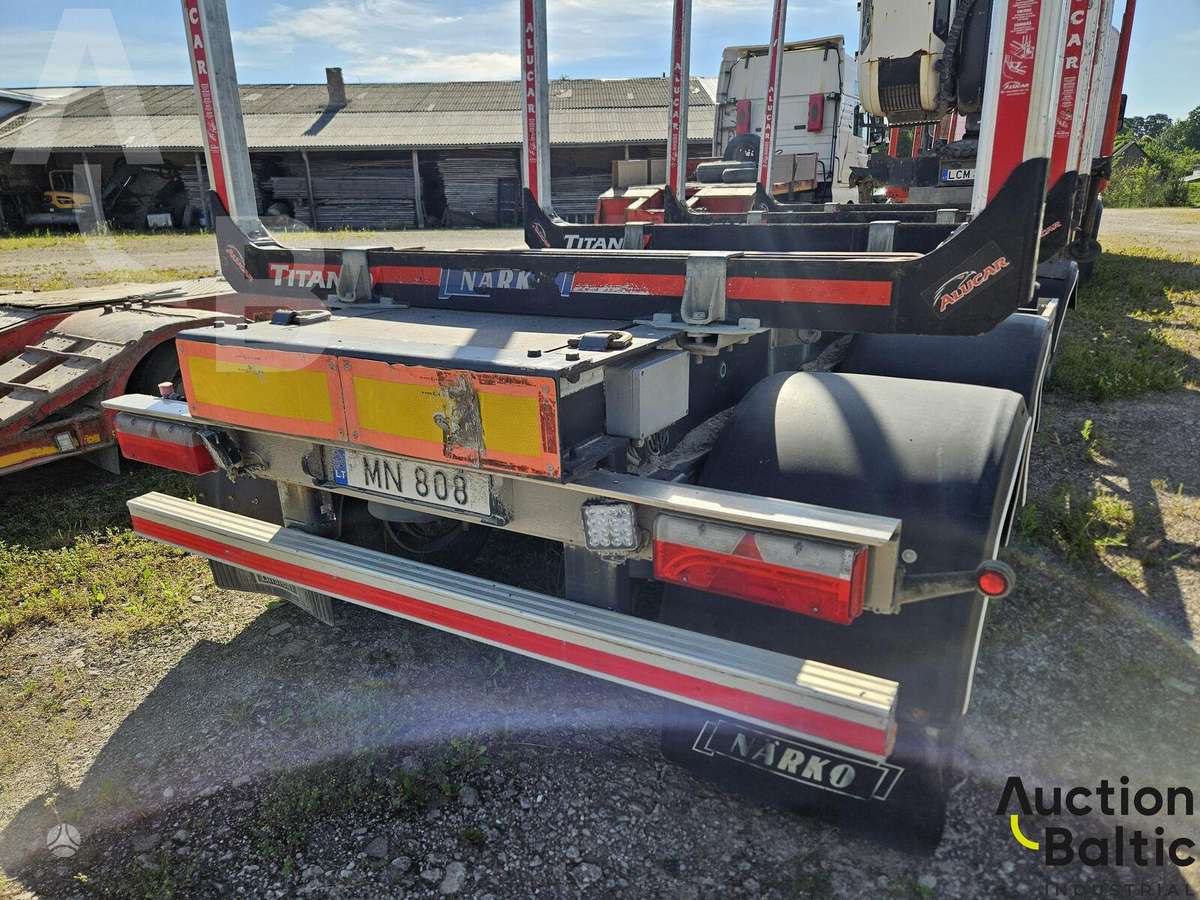 Mercedes Arocs 3348, forwarders