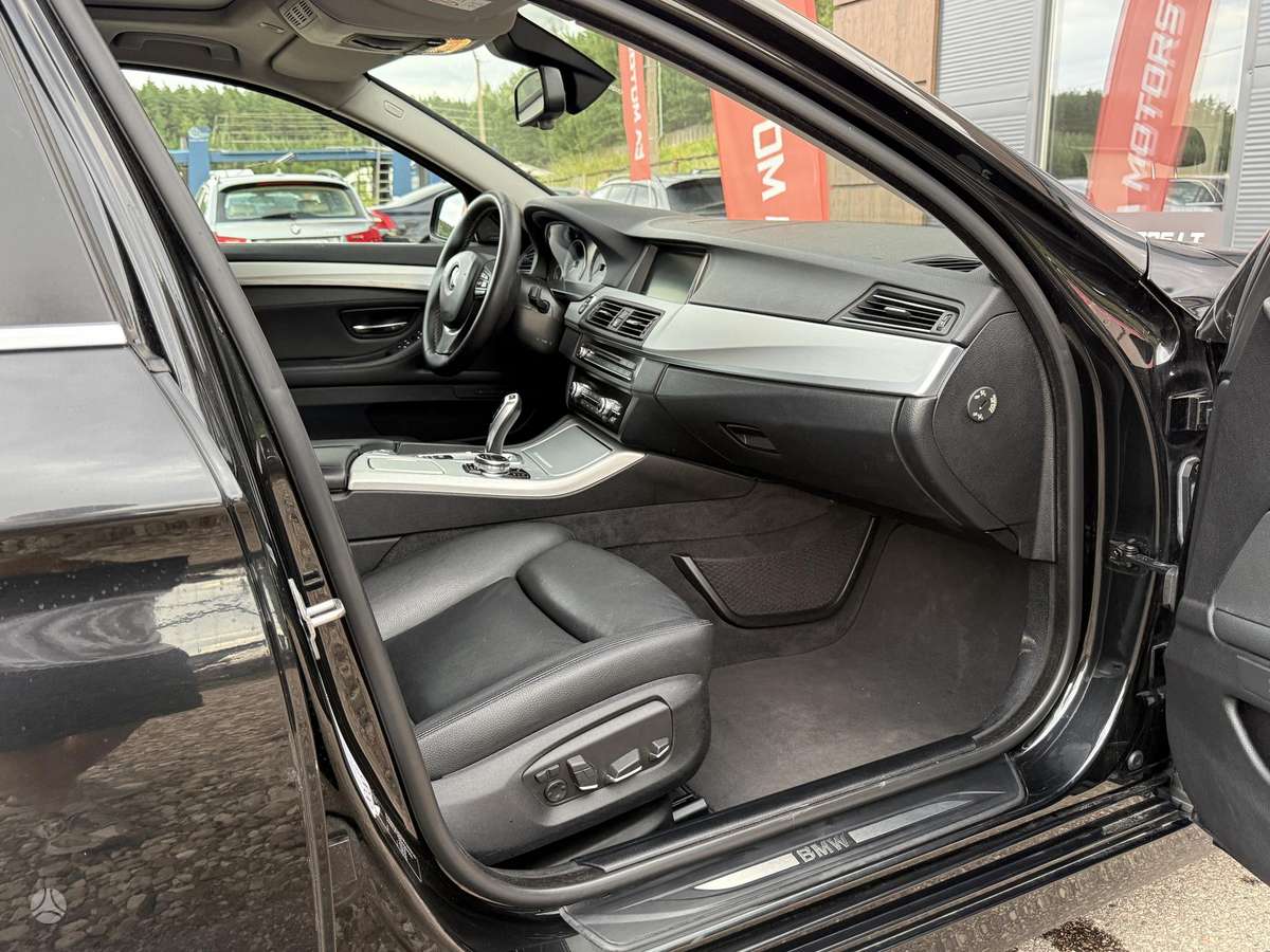 BMW 525, 2.0 l., wagon