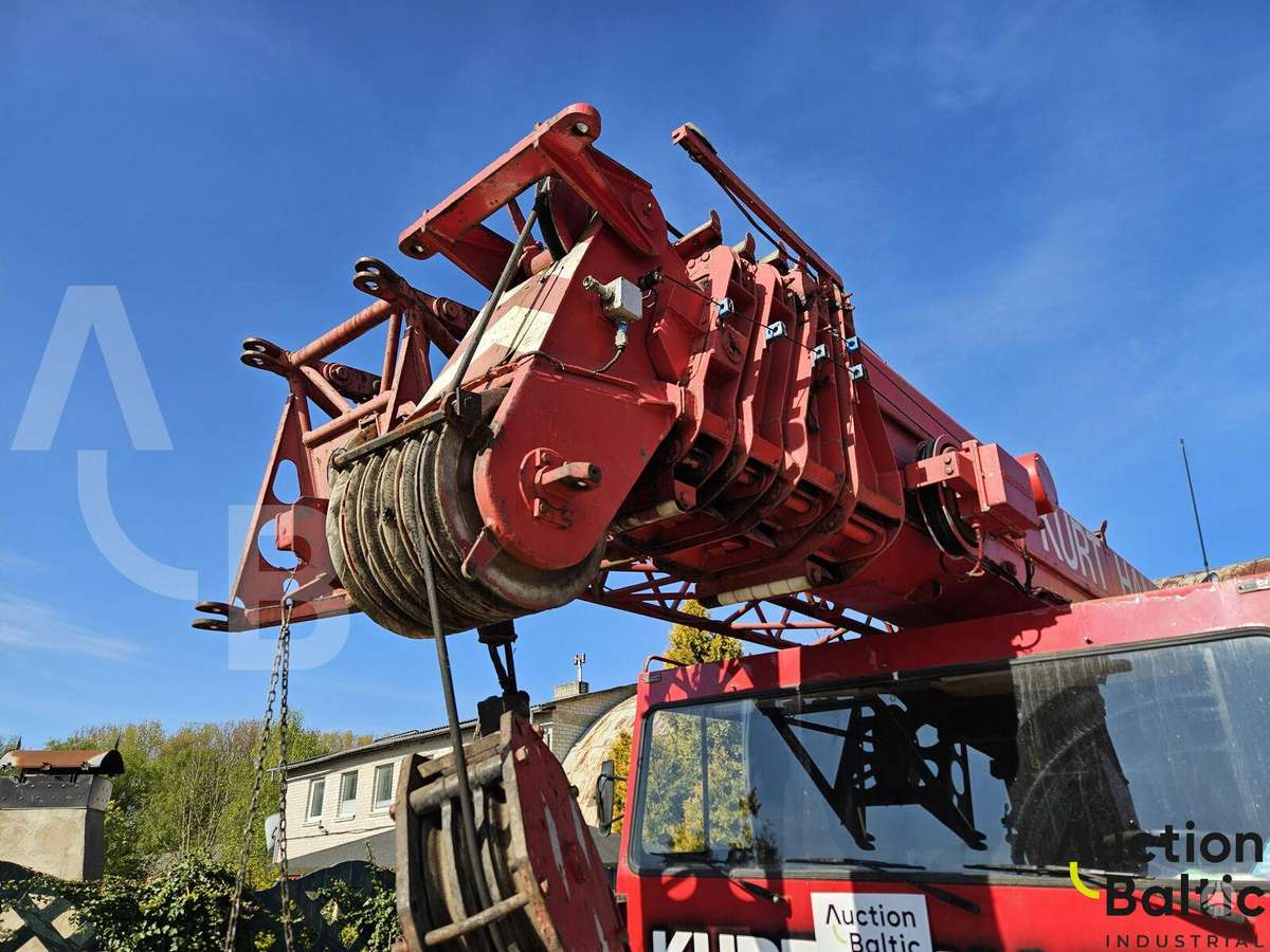 Liebherr LTM 1045, crane