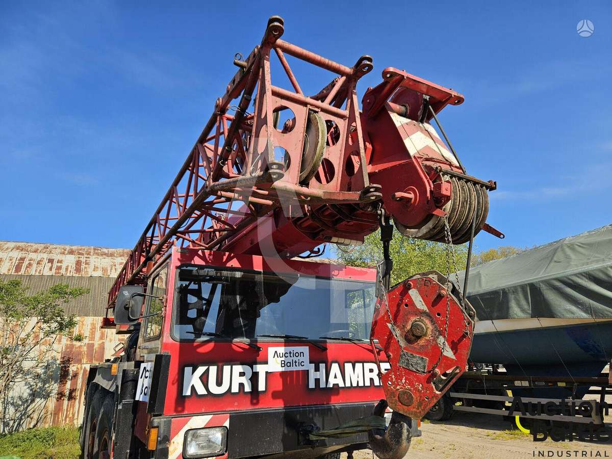 Liebherr LTM 1045, kranai