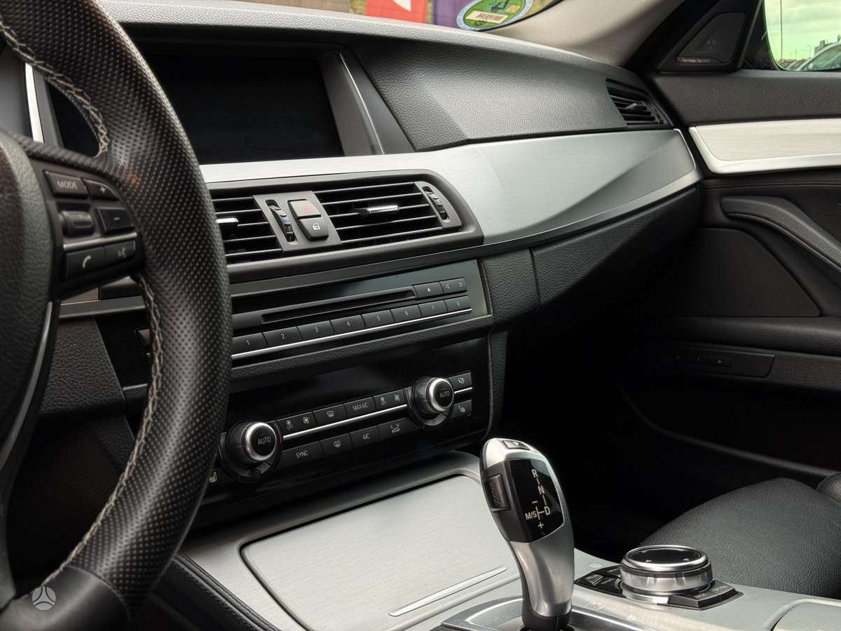 BMW 525, 2.0 l., Универсал