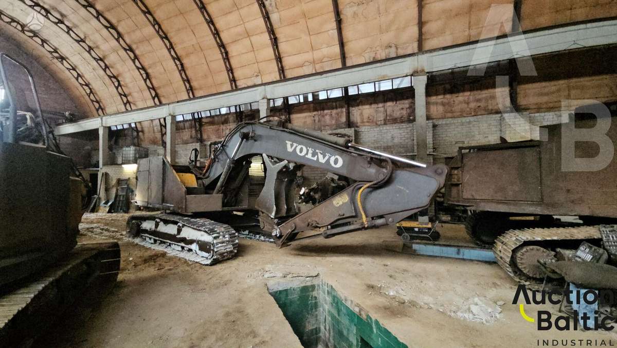Volvo EC 180D, ekskavatoriai