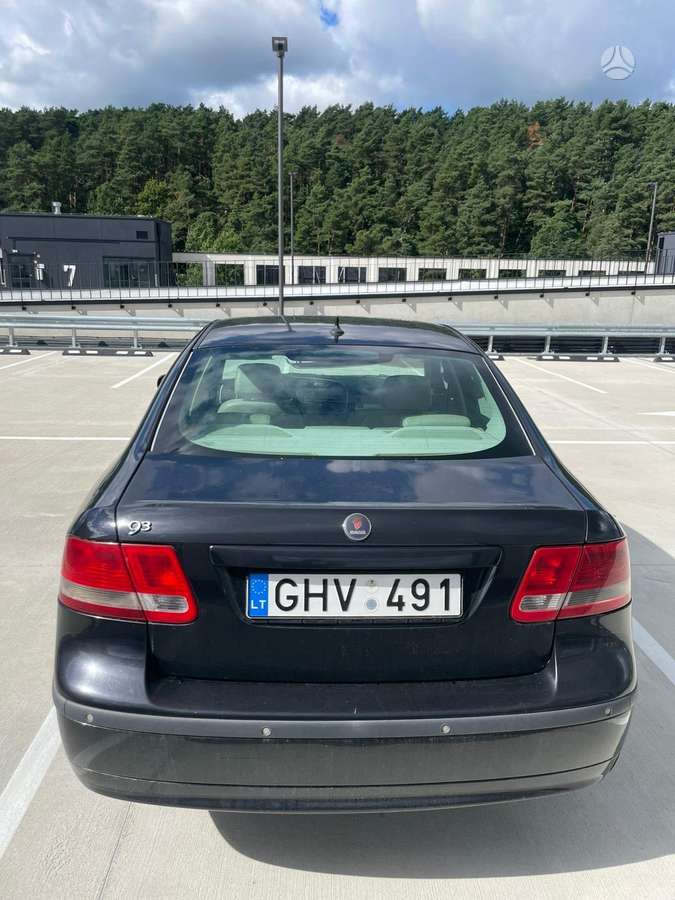 Saab 9-3, Седан