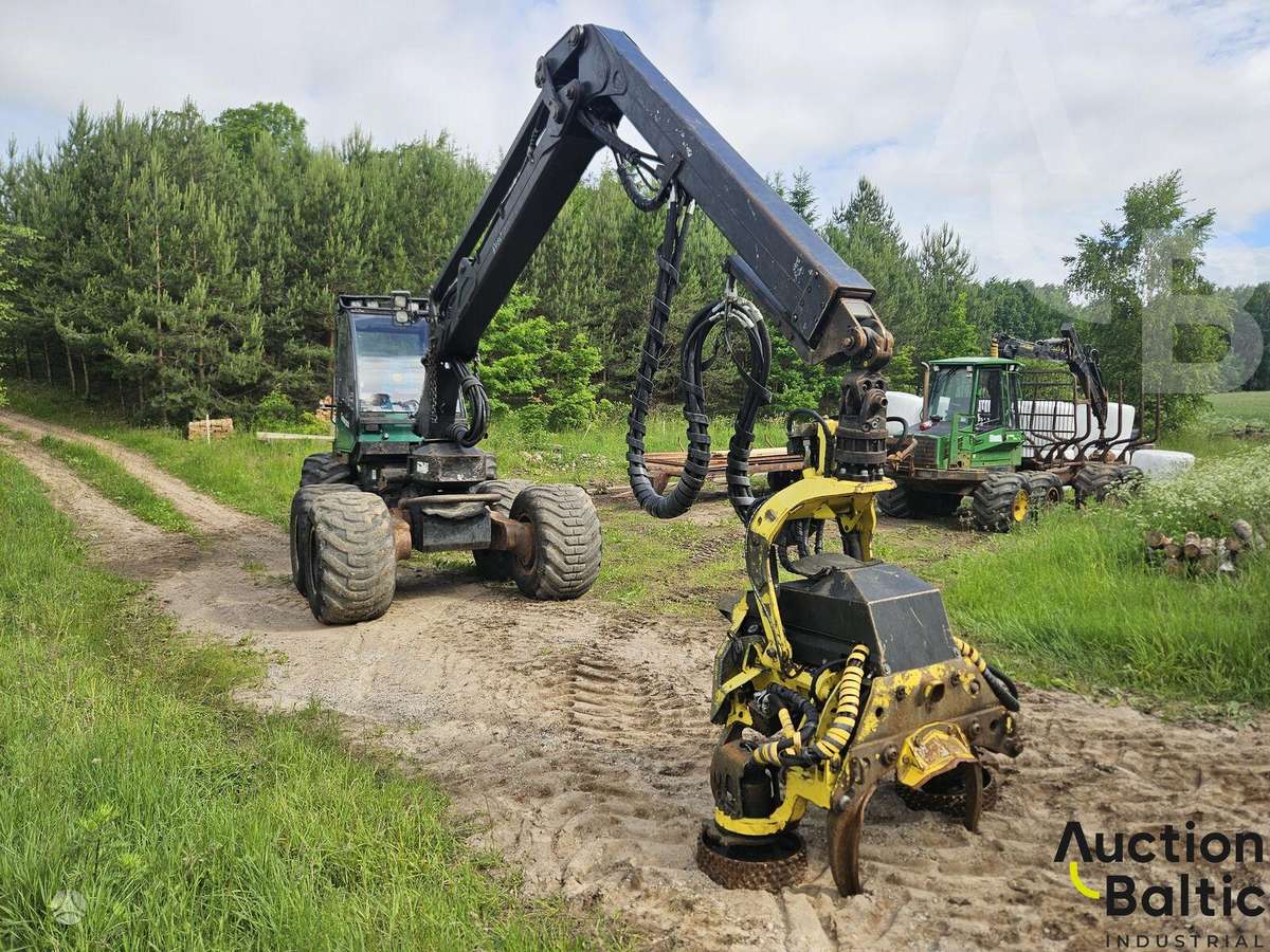 Timberjack 1270D, medkirtės