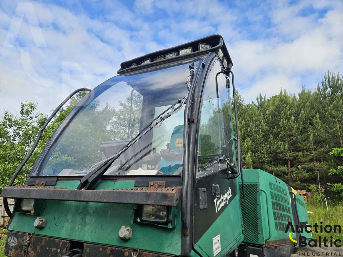 Timberjack 1270D, medkirtės