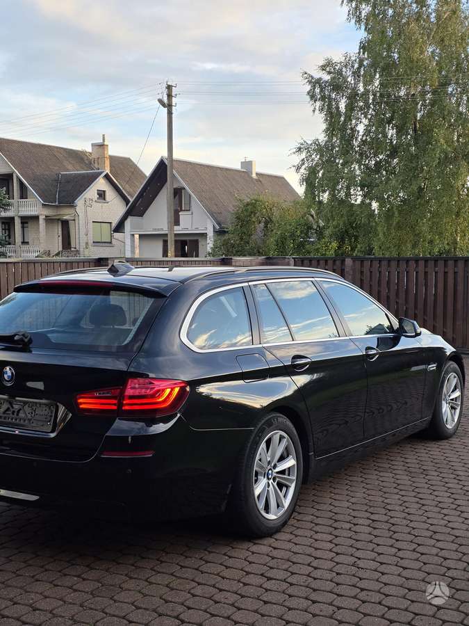 BMW 520, 2.0 l., wagon