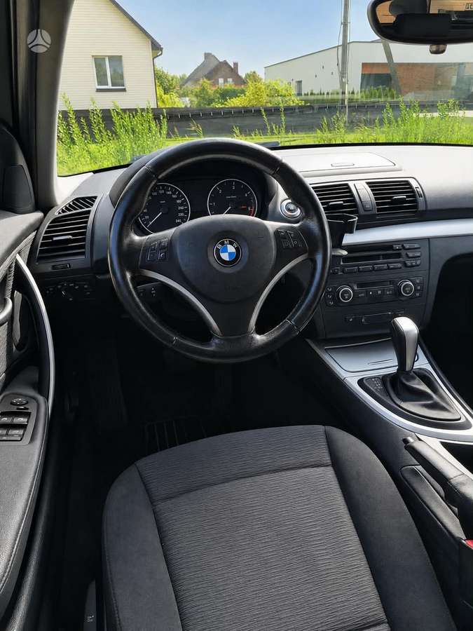BMW 118, 2.0 l., Хэтчбек